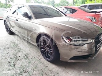 AUDI A6 2.0
