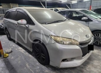 TOYOTA WISH DBA-ZGE20G 1.8