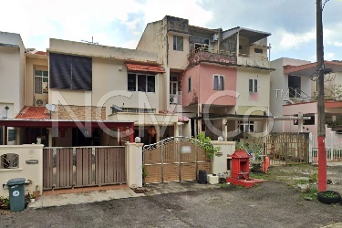 2.5 Storey Terrace House