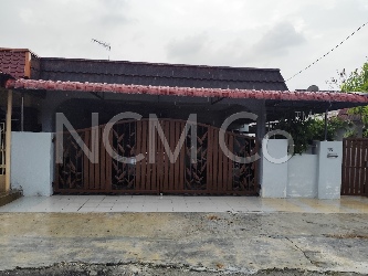 1 Storey Terrace House, End Lot, Renovated