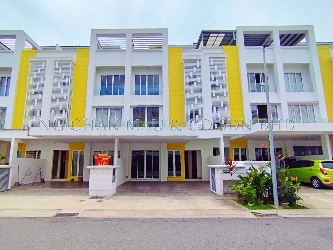 3 Storey Terrace House, Intermediate