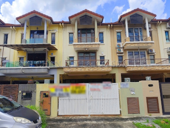 3 Storey Terrace House, Intermediate, Renovated