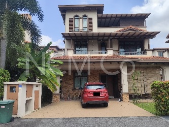 3 Storey Bungalow