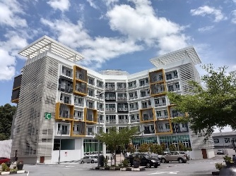 Service Apartment, Corner Lot
