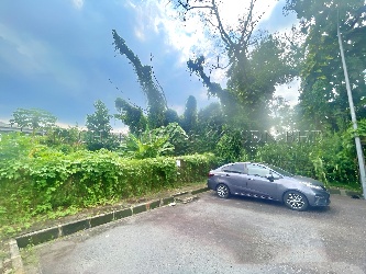Vacant Semi Detached House Plot