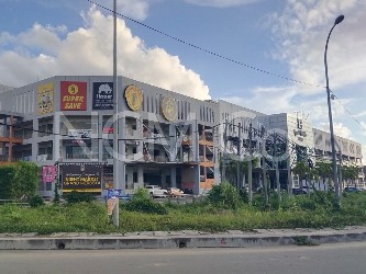 Retail Shop Lot