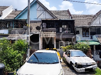 Town House (Lower Unit)