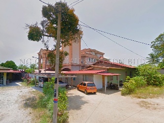 2.5 Storey Bungalow House