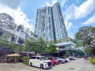 Retail Lot