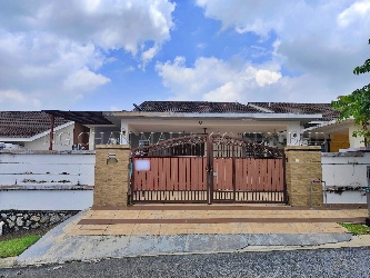 1 Storey Semi Detached House