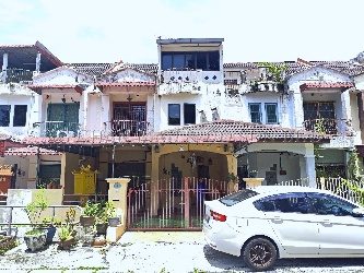 2.5 Storey Terrace House, Intermediate, Renovated