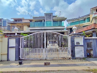 2 Storey Terrace House, End Lot, Renovated