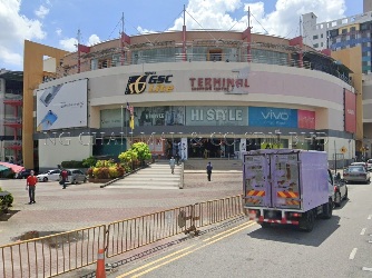 Retail Shop Lot
