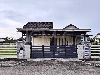 1 Storey Bungalow House, Corner Lot