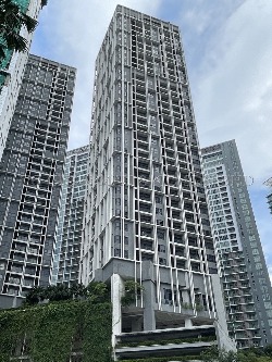 Service Apartment