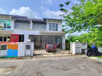 2.5 Storey Semi Detached House, End Lot