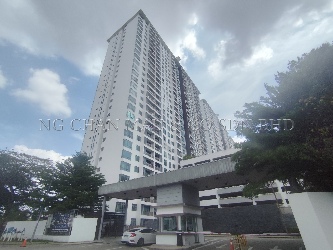 Service Apartment, Corner Lot