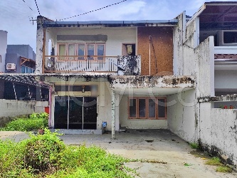 2 Storey Semi Detached House, Intermediate, Renovated