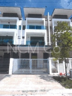 2.5 Storey Terrace House, Intermediate