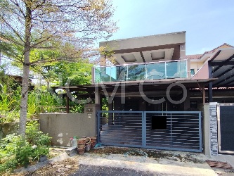 2 Storey Terrace House, End Lot, Renovated