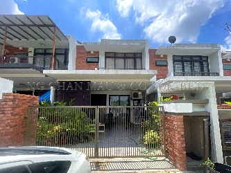 2 Storey Terrace House, Intermediate