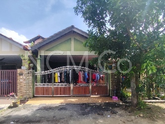 1.5 Storey Terrace House, Intermediate