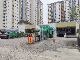 Condominium, Medium Cost