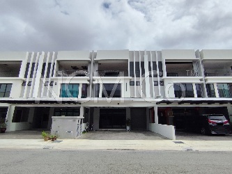 3 Storey Terrace House