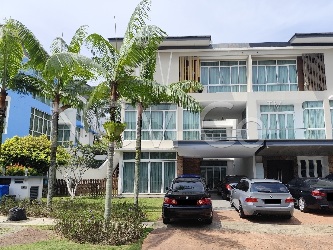 2.5 Storey Semi Detached House