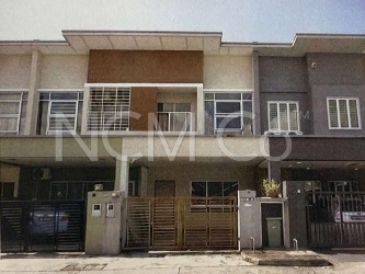2 Storey Terrace House, Intermediate
