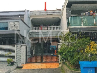 2 Storey Terrace House, Intermediate, Renovated