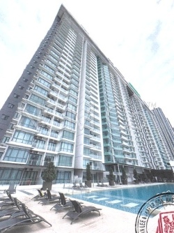 Service Apartment, Corner Lot