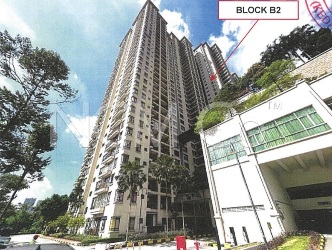 Condominium, End Lot