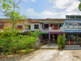 2 Storey Terrace House, Intermediate