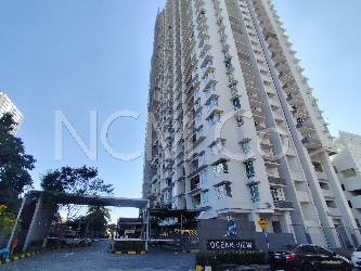 Condominium, Corner Lot