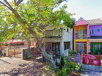 2 Storey Terrace House, Intermediate