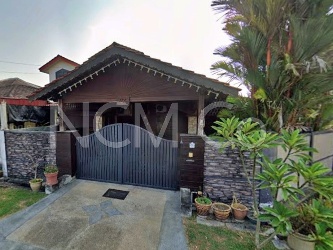 1.5 Storey Cluster House
