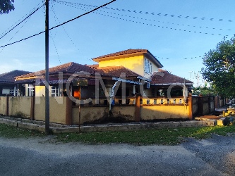 1.5 Storey Semi Detached House