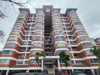 Green Acre Park Condominium