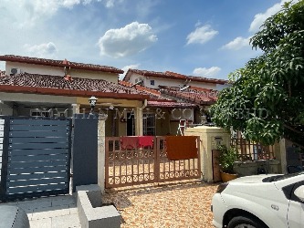 1.5 Storey Terrace House, Intermediate