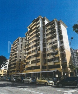 Apartment, Corner Lot