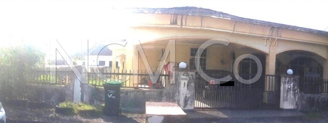 1 Storey Semi Detached House