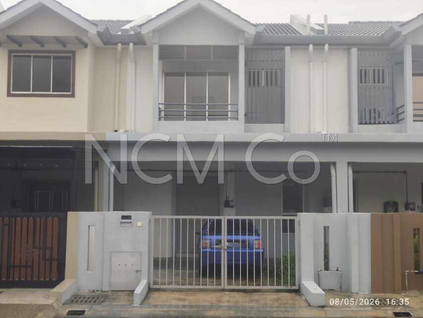 2 Storey Terrace House, Intermediate