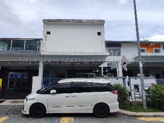 2 Storey Terrace House, Intermediate, Renovated