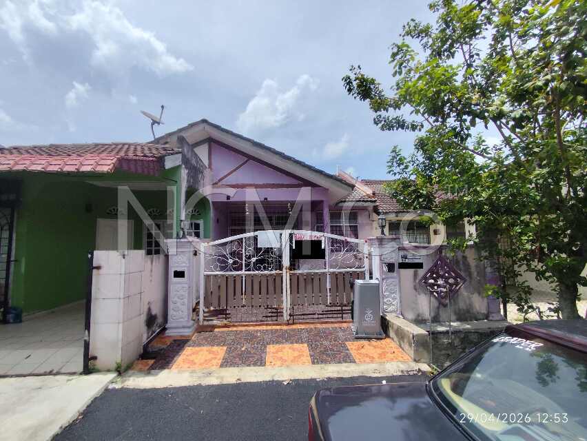 1 Storey Terrace House, Intermediate