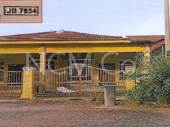 1 Storey Terrace House, Intermediate