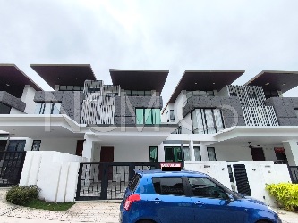 3 Storey Terrace House (Super-Link Design), Intermediate