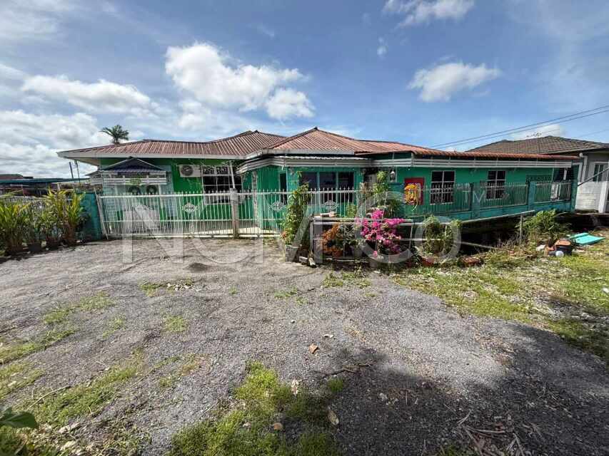 1 Storey Terrace House, Corner Lot