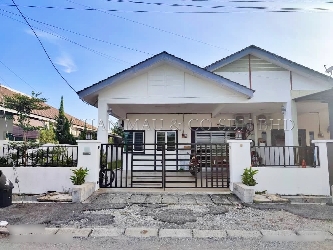 1 Storey Semi Detached House