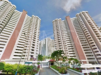 Condominium, Corner Lot